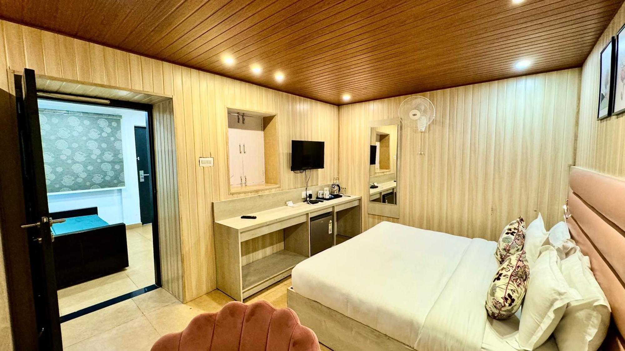 Hotel Pride Inn - 800 Mts From Mall Road Mussoorie Eksteriør bilde